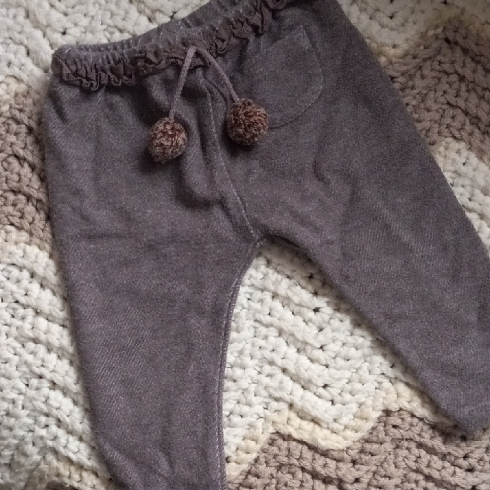 Zara Brown Knit Baby Pants with Pom Poms